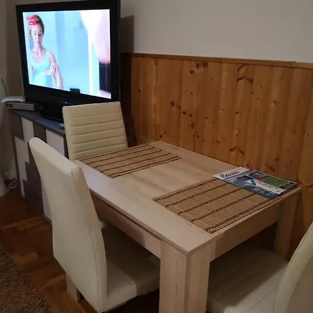 Apartment Dorka Vonyarcvashegy