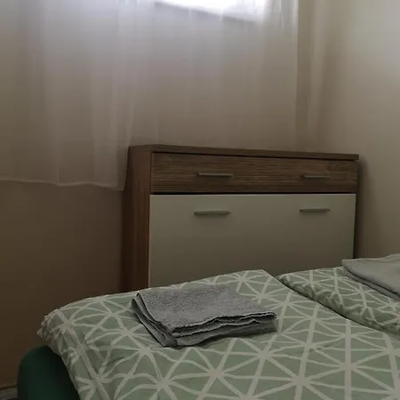 Dorka Apartment Vonyarcvashegy